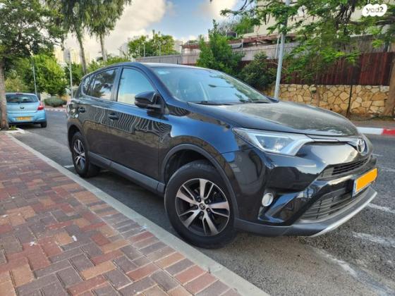 טויוטה RAV4 ארוך 4X4 Premium MC אוט' 2.0 (152 כ''ס) בנזין 2016 למכירה בראש העין