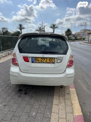 סוזוקי ליאנה GLS הצ'בק אוט' 1.6 (107 כ''ס) בנזין 2007 למכירה באבו סנאן
