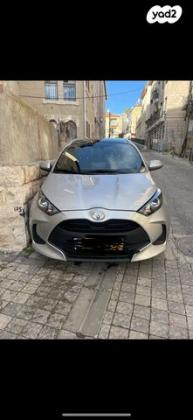 טויוטה יאריס Sky אוט' 1.5 (125 כ"ס) בנזין 2021 למכירה בירושלים