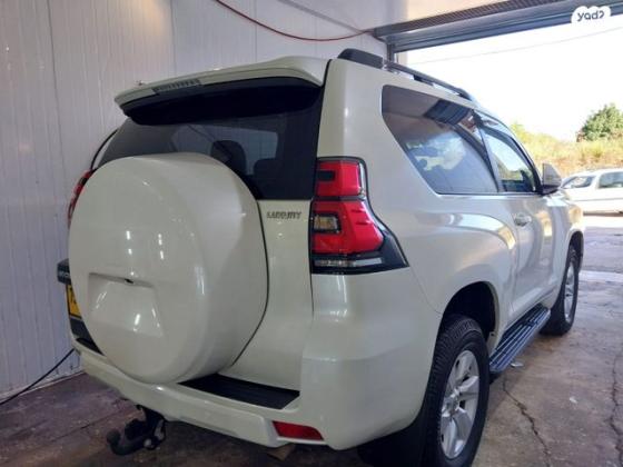 טויוטה לנד קרוזר קצר 4X4 Luxury אוט' דיזל 2.8 (177 כ"ס) דיזל 2019 למכירה בקרית גת
