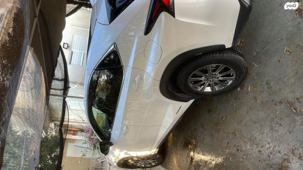 לקסוס NX NX300H Luxury הייבריד אוט' 2.5 (155 כ''ס) בנזין 2019 למכירה באחיטוב