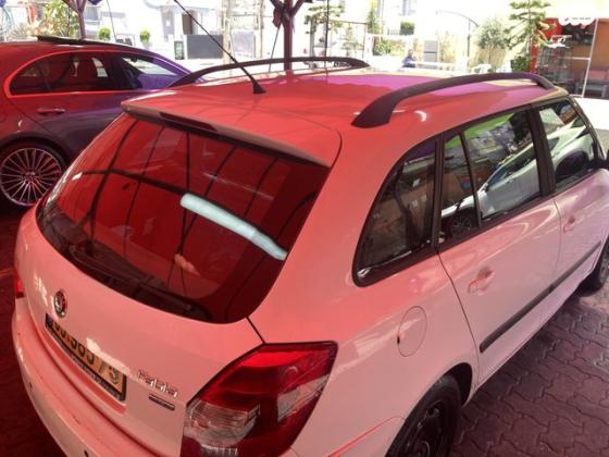 סקודה פאביה ספייס Ambiente ידני 1.2 (86 כ''ס) בנזין 2011 למכירה בתל אביב יפו