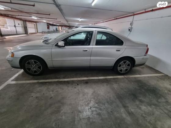 וולוו S60 אוט' 2.4 (140 כ''ס) בנזין 2009 למכירה בקרית אונו