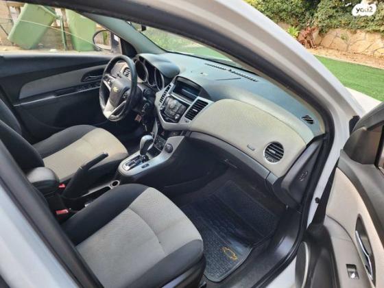 שברולט קרוז LS סדאן אוט' 1.6 (124 כ"ס) בנזין 2012 למכירה בחיפה