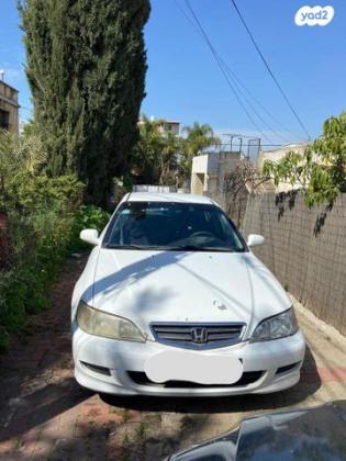 הונדה אקורד LS אוט' 1.9 (136 כ''ס) - אנגליה בנזין 2002 למכירה בראש העין
