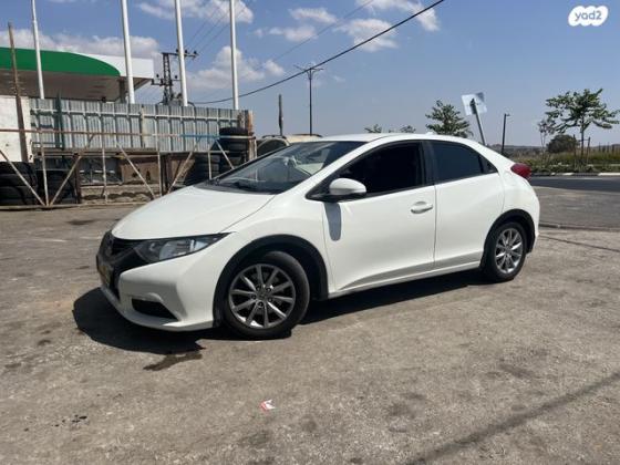 הונדה סיוויק האצ'בק החדשה Comfort אוט' 1.8 (142 כ''ס) בנזין 2013 למכירה בחצור הגלילית