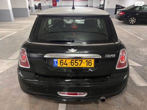 מיני קופר אוט' 3 דל' 1.6 (122 כ''ס) [2010-2012] בנזין 2011 למכירה בבת ים