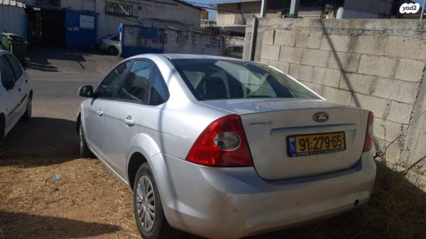 פורד פוקוס Trend סדאן אוט' 1.6 (100 כ''ס) בנזין 2008 למכירה באלישמע