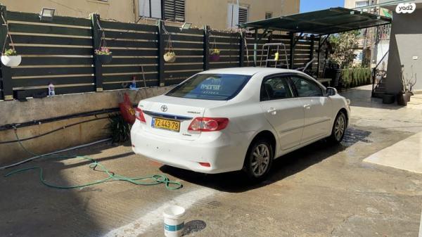 טויוטה קורולה GLI אוט' 1.6 (124 כ''ס) בנזין 2012 למכירה בקיסריה