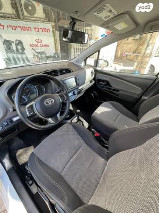 טויוטה יאריס הייבריד Style אוט' 1.5 (73 כ"ס) בנזין 2016 למכירה בבת ים