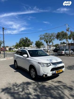 מיצובישי אאוטלנדר Instyle אוט' 7 מק' 2.0 (150 כ"ס) בנזין 2014 למכירה באשדוד
