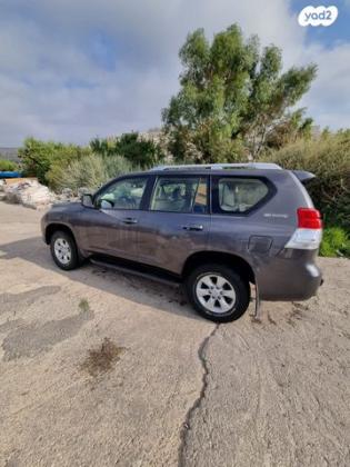 טויוטה לנד קרוזר ארוך 4X4 Luxury 60th אוט' דיזל 7 מק' 3.0 (190 כ''ס) דיזל 2013 למכירה בירושלים