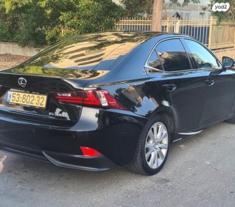 לקסוס IS300h Executive הייבריד אוט' 2.5 (181 כ"ס) בנזין 2015 למכירה באשקלון