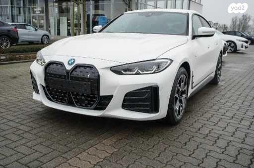 ב.מ.וו i4 eDrive35 Tech אוט' חשמלי (286 כ"ס) חשמלי 2023 למכירה בראשון לציון