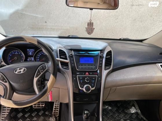 יונדאי i30 Premium אוט' 1.6 (135 כ''ס) בנזין 2012 למכירה בנתניה