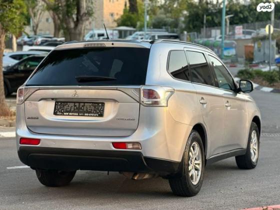 מיצובישי אאוטלנדר Instyle אוט' 7 מק' 2.0 (150 כ"ס) בנזין 2014 למכירה בנצרת עילית u002F נוף הגליל
