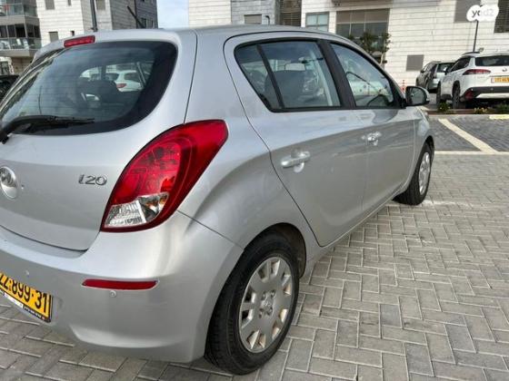 יונדאי i20 Insight אוט' 1.4 (100 כ"ס) בנזין 2014 למכירה בקרית גת