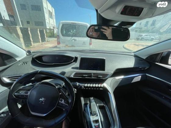 פיג'ו 3008 Active אוט' 1.6 (165 כ"ס) בנזין 2017 למכירה בחולדה