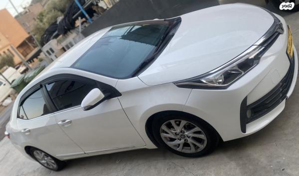 טויוטה קורולה 50th Edition אוט' 1.6 (132 כ"ס) בנזין 2017 למכירה בדייר חנא