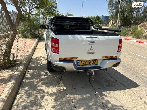 מיצובישי טרייטון / L200 4X4 4X4 Dakar דאבל קבינה אוט' דיזל 2.4 (181 כ''ס) דיזל 2015 למכירה בערד