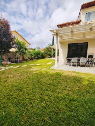 דו משפחתי 5 חדרים למכירה בבת חפר | בית השיטה | בת חפר