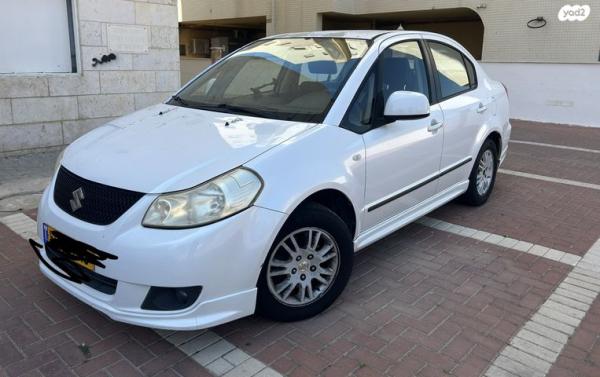 סוזוקי SX4 GLX סדאן אוט' 1.6 (119 כ"ס) בנזין 2012 למכירה בקרית אתא