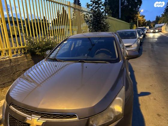 שברולט קרוז LS סדאן אוט' 1.6 (124 כ"ס) בנזין 2011 למכירה בתל אביב יפו