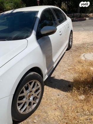 פולקסווגן ג'טה Trendline אוט' 1.2 (105 כ"ס) בנזין 2015 למכירה בחיפה