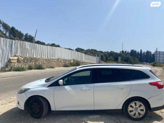 פורד פוקוס Trend סטיישן אוט' 1.6 (125 כ''ס) בנזין 2012 למכירה באום אל פחם