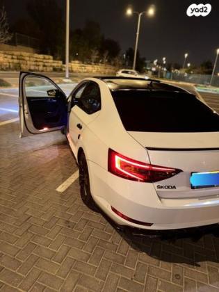 סקודה סופרב (עד 2019) 4X4 L&K אוט' 2.0 (280 כ"ס) בנזין 2016 למכירה ברהט