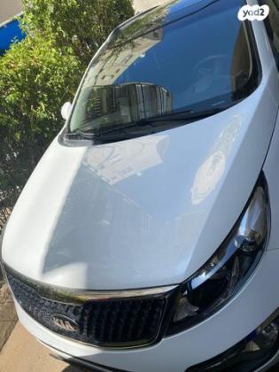 קיה ספורטז' EX אוט' 2.0 (155 כ"ס) בנזין 2015 למכירה בחולון