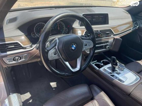 ב.מ.וו סדרה 7 740LE IPer Luxury הייבריד אוט' 2.0 (258 כ''ס) היברידי חשמל / בנזין 2018 למכירה בבאר שבע