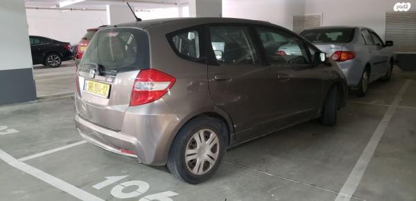 הונדה ג'אז Trend אוט' 1.3 (99 כ"ס) בנזין 2013 למכירה בראש העין