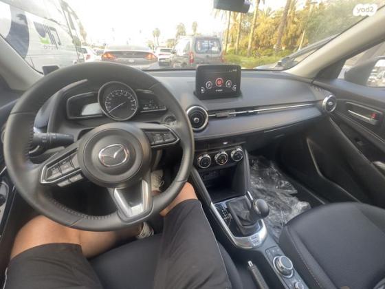 מאזדה H Elegant אוט' 1.5 (116 כ''ס) בנזין 2023 למכירה בחיפה