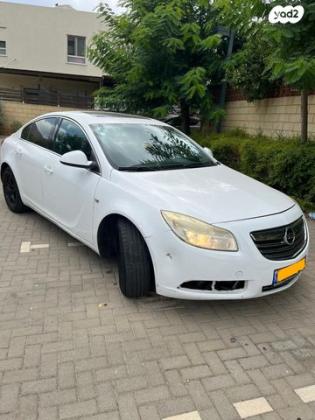 אופל אינסיגניה Edition סדאן אוט' 2.0 (220 כ"ס) בנזין 2011 למכירה בחדרה