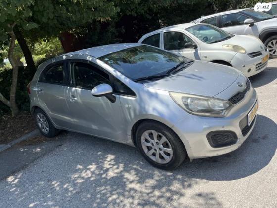 קיה ריו LX הצ'בק אוט' 1.4 (109 כ''ס) בנזין 2014 למכירה במבשרת ציון