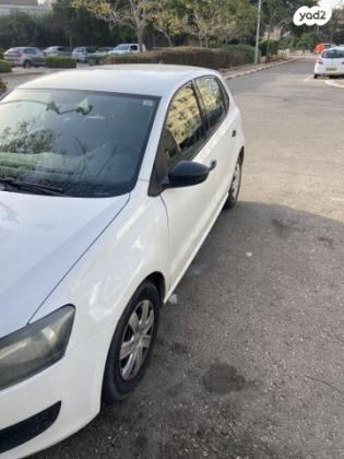 פולקסווגן פולו Trendline אוט' 5 דל' 1.4 (85 כ''ס) בנזין 2013 למכירה בחיפה