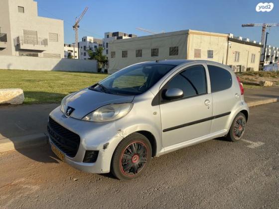 פיג'ו 107 Trendy ידני 1.0 (70 כ''ס) בנזין 2011 למכירה בלוד