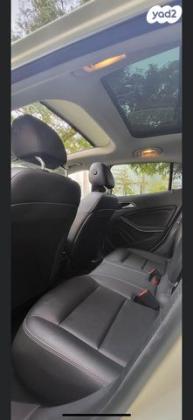 מרצדס GLA GLA200 Urban אוט' 1.6 (156 כ''ס) [2014-2017] בנזין 2017 למכירה בחולון