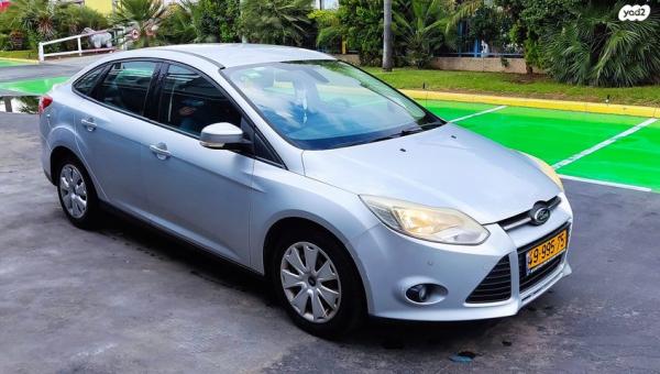 פורד פוקוס Trend סדאן אוט' 2.0 (170 כ''ס) בנזין 2012 למכירה בגבעתיים