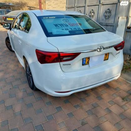 טויוטה אוונסיס Executive אוט' 1.8 (147 כ"ס) בנזין 2016 למכירה באורנית