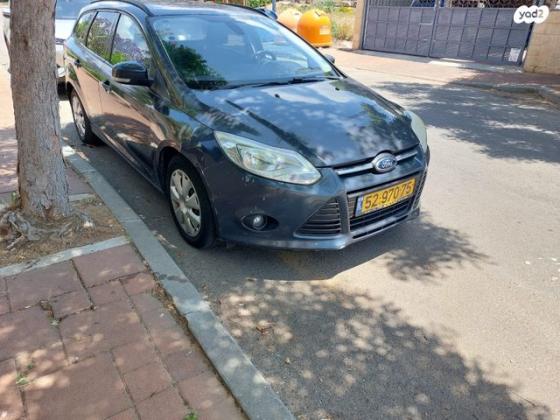פורד פוקוס Trend סטיישן אוט' 1.6 (125 כ''ס) בנזין 2012 למכירה בכפר נטר