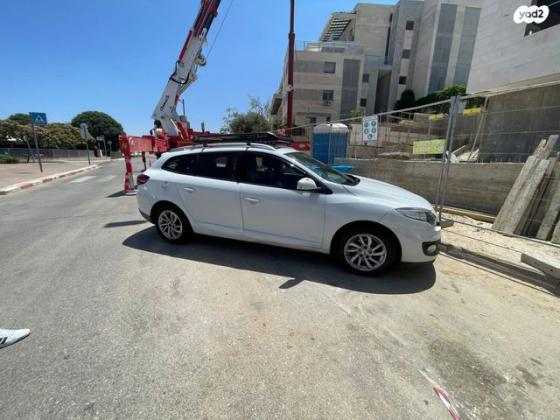 רנו מגאן אסטייט/ גראנד טור Expression אוט' דיזל 1.5 (110 כ''ס) דיזל 2013 למכירה באריאל