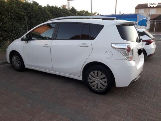 טויוטה ורסו GLI אוט' 1.8 (147 כ"ס) בנזין 2013 למכירה בעפולה