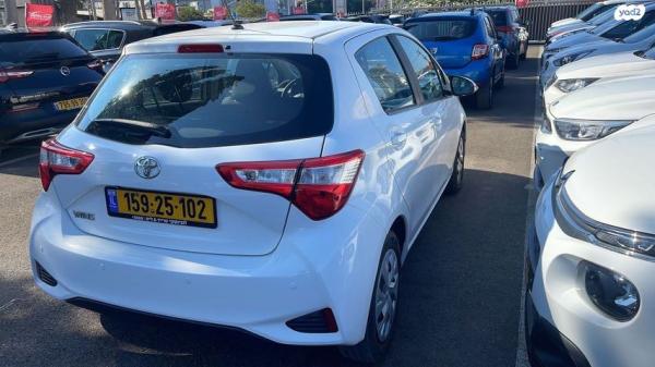 טויוטה יאריס Sol אוט' 1.5 (112 כ"ס) בנזין 2020 למכירה ברמת גן