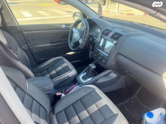 פולקסווגן גולף Trendline אוט' 5 דל' 1.6 (102 כ''ס) בנזין 2008 למכירה בפתח תקווה