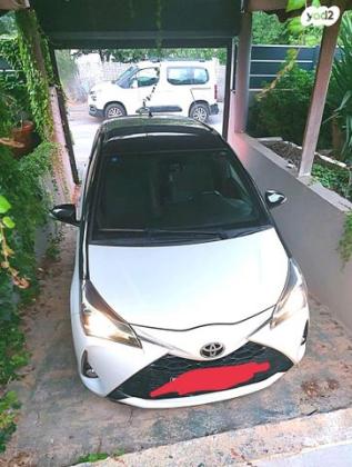טויוטה יאריס Black Top אוט' 1.5 (112 כ"ס) בנזין 2018 למכירה בבנימינה גבעת עדה