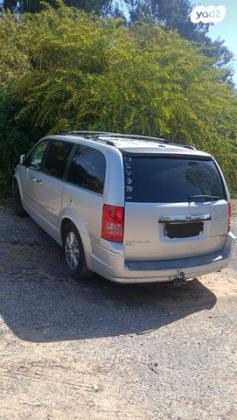 קרייזלר גראנד וויאג'ר LX אוט' 7 מק' 3.8 (193 כ''ס) בנזין 2010 למכירה בראשון לציון