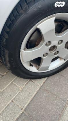 מיצובישי לנסר קלאסיק Executive אוט' 1.6 (98 כ''ס) בנזין 2008 למכירה בחולון