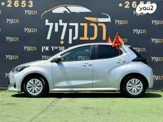 טויוטה יאריס Style אוט' 1.5 (125 כ"ס) בנזין 2021 למכירה בחיפה